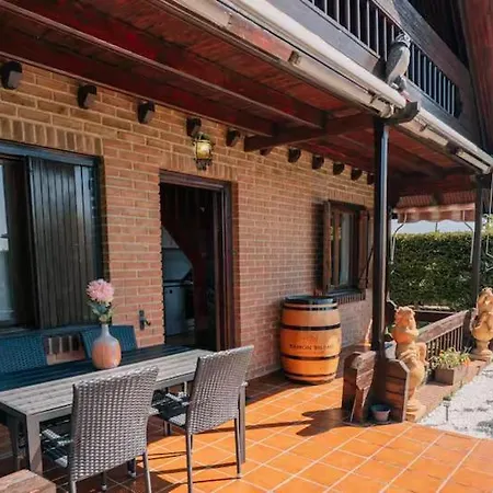 펜션 Entre Vinedos *